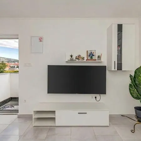 Vila Felicita With Heated Pool *