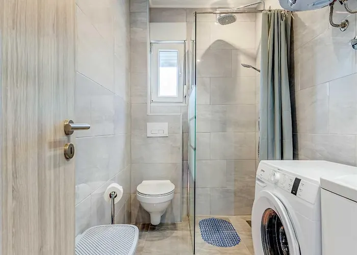 Вілла Felicita With Heated Pool Трогір