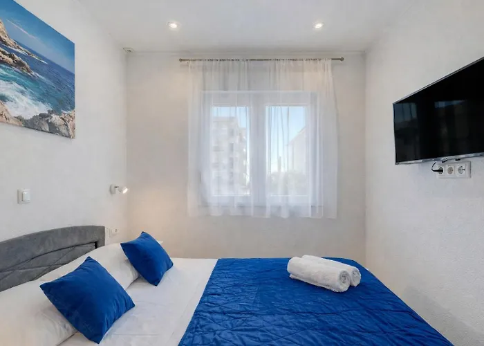 Felicita With Heated Pool Villa Trogir