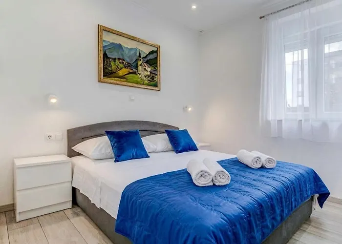 Felicita With Heated Pool *